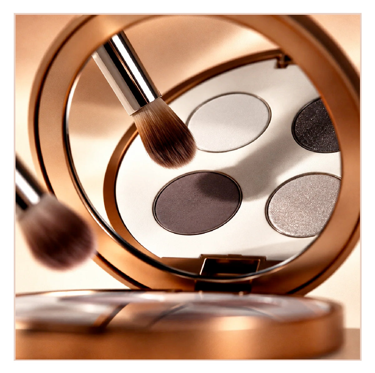 EYESHADOWS 105 - Optical Black & White